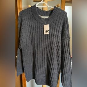 Crew neck sweater